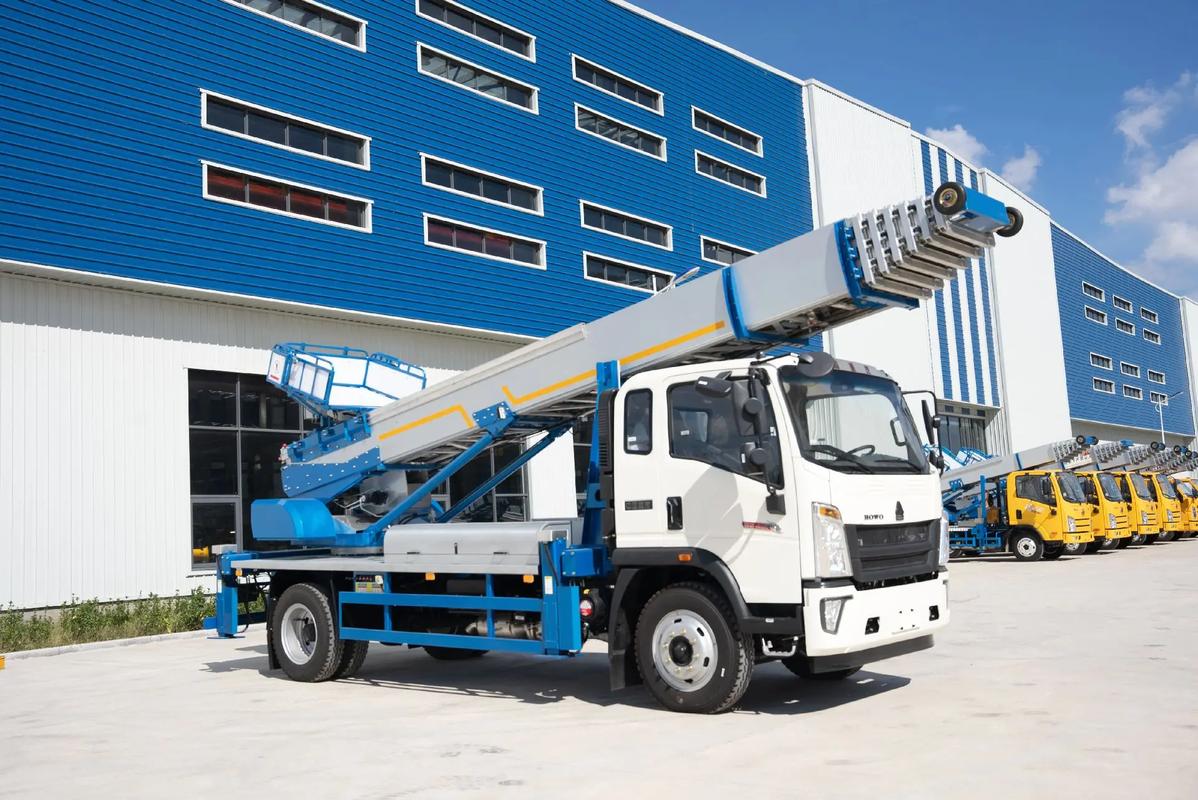 宁波出租云梯车高空作业车 建筑垃圾搬运